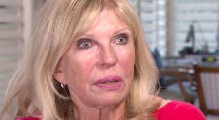 nancy sinatra despises trump voters