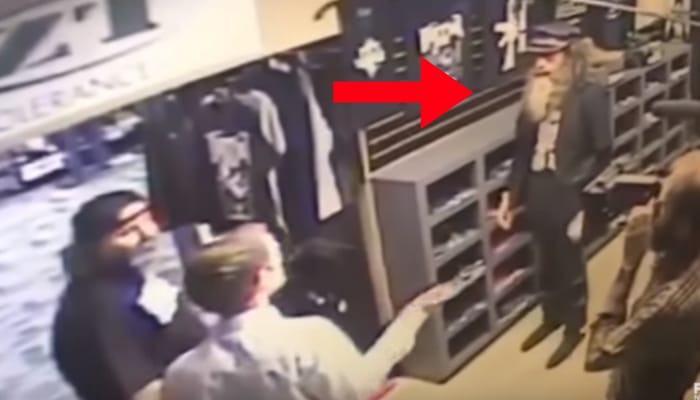 Sacha Baron Cohen gun store