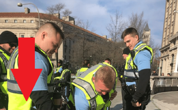 gun control rally armed guards