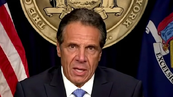 A New York state ethics commission voted overwhelmingly to rescind approval of former Governor Andrew Cuomo’s $5.1 million book deal.