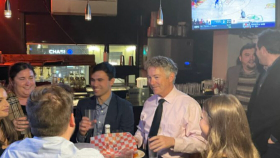 Rand Paul And Other Republicans Support Restaurant Shutdown For Defying COVID-19 Mandate