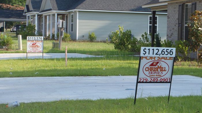 Think There's No Housing Recession? Economists Say Think Again