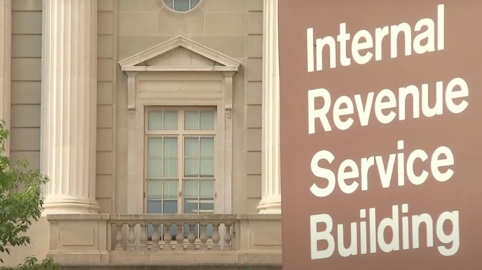 Lawmakers Concerned About IRS Heading Into Tax Day