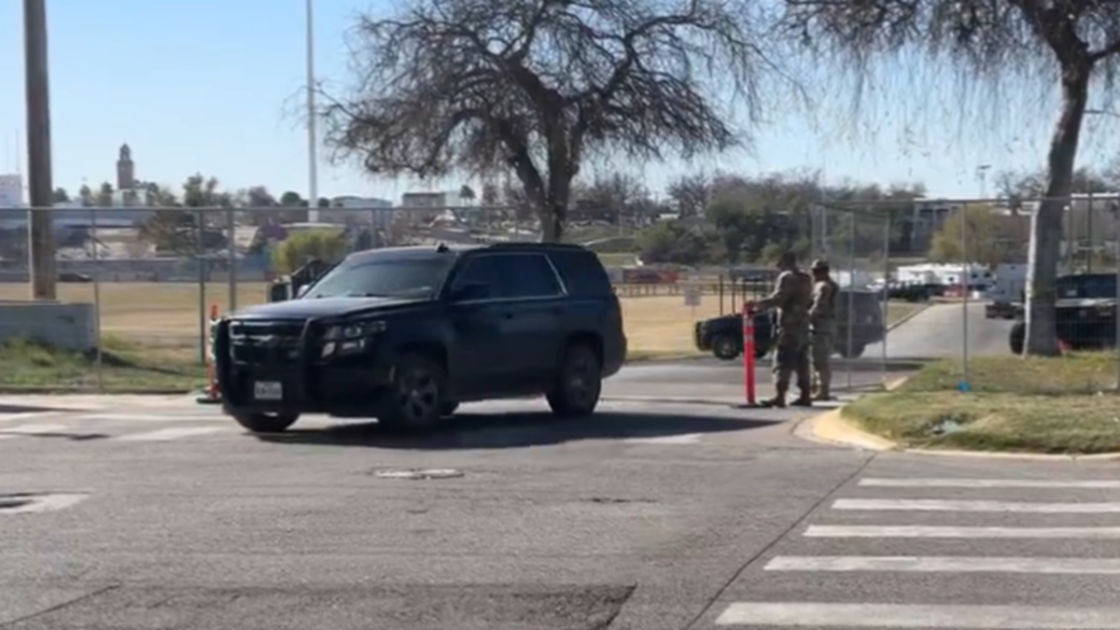 The Texas National Guard took control of Shelby Park in Eagle Pass, a city property where mass illegal crossings have been occurring, and blocked Border Patrol agents from entering.