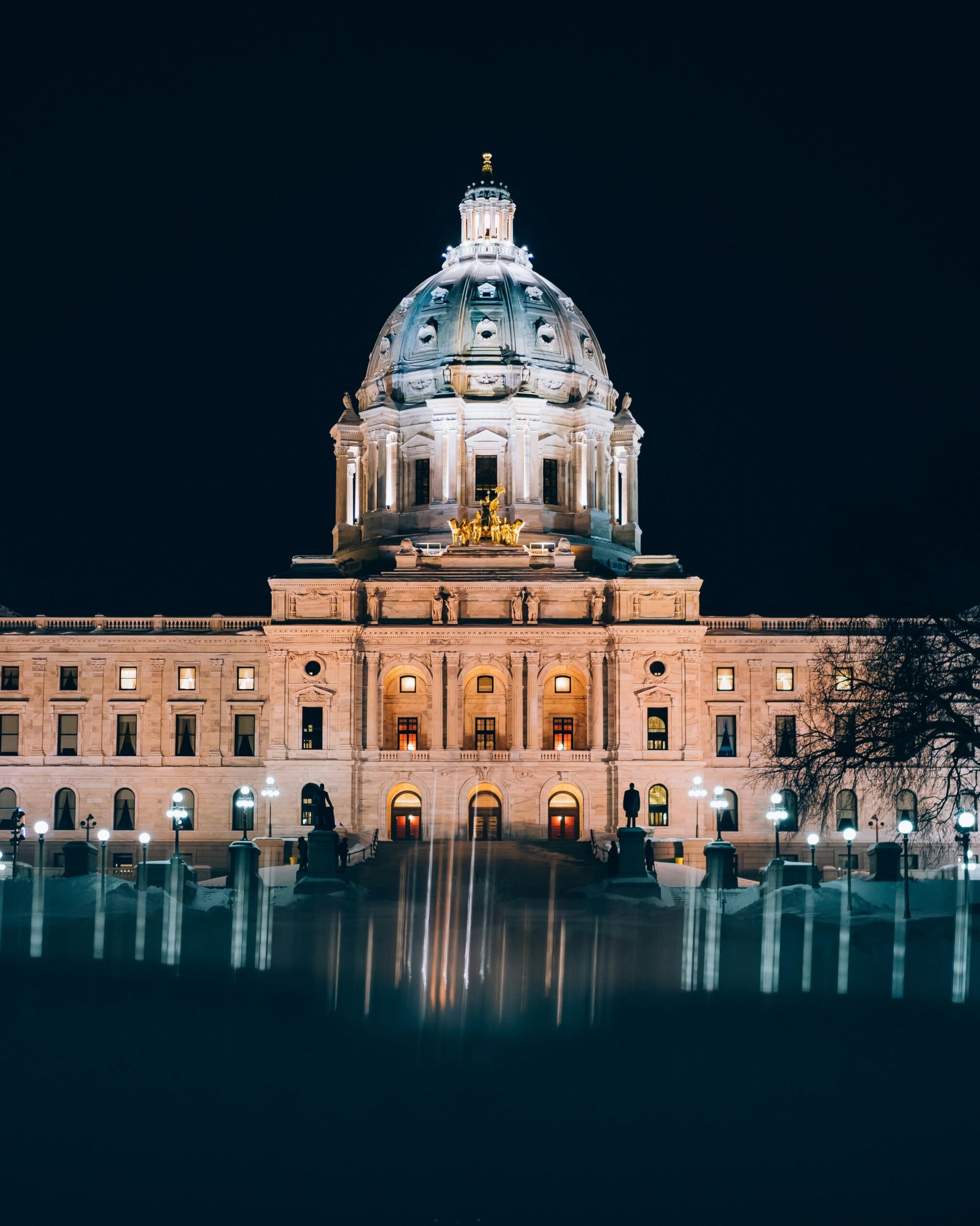 Minnesota State Senator Denies Stealing After Being Charged With Burglary